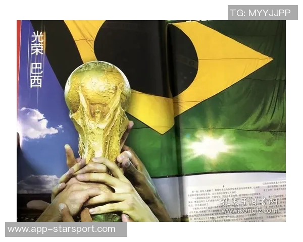 开箱体验：揭开世界杯足球球星卡的神秘面纱，收藏激情与梦想